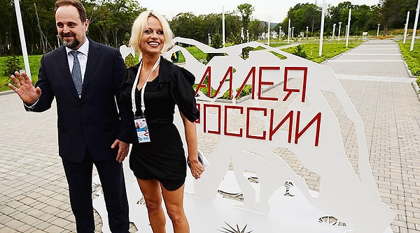 14. Памела Андерсон