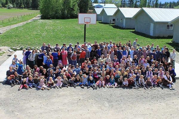 9. Трем женам было 16, и одной всего 15 лет!