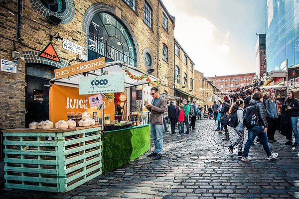 13. Londra'daki heyecanlı kent hayatını keşfetmelisiniz.