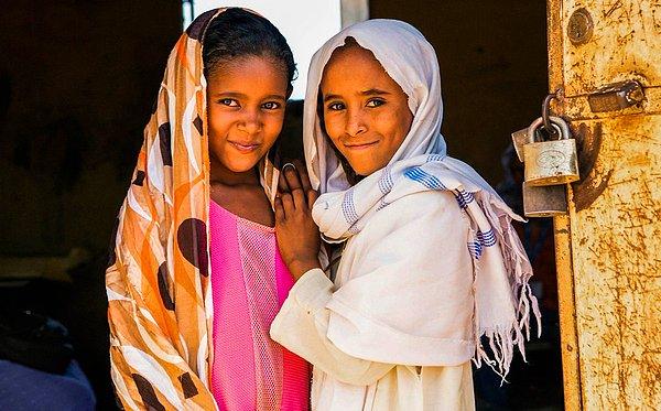 UNICEF'in geçen yıl yayınladığı bir rapora göre Sudanlı kızların üçte biri 18 yaşından önce evlendiriliyor.