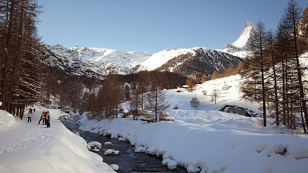 94. İsviçre'nin Zermatt kentinde kayak keyfini doyasıya yaşayabilirsiniz.