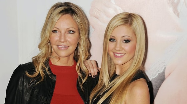 2. Хизер Локлир и ее дочь Ава Самбора