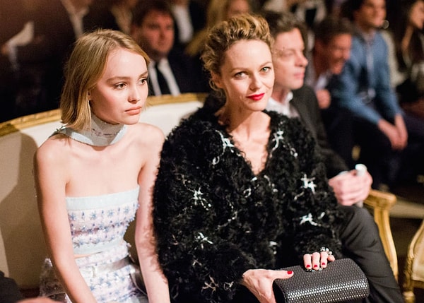 7. Ванесса Паради и ее дочь Лили-Роуз Депп