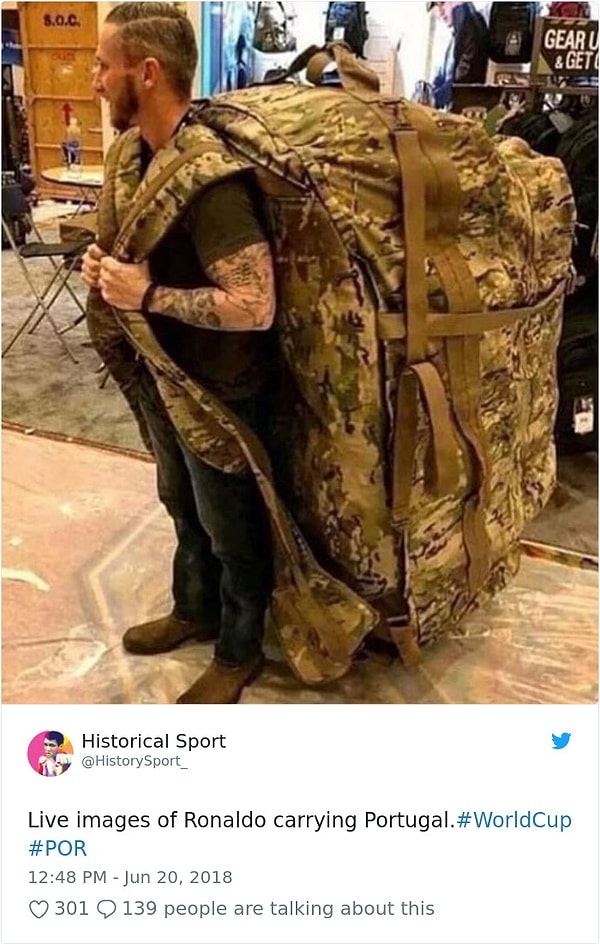 25. Роналду со своей сборной