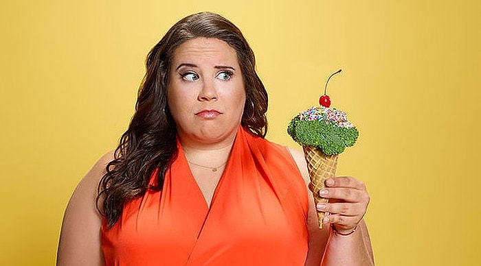 «Плыть по волнам, а не биться о скалы»: толстушки делают брак счастливым, и это доказано наукой!