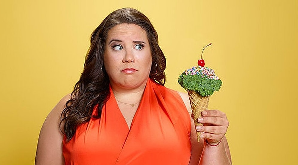 «Плыть по волнам, а не биться о скалы»: толстушки делают брак счастливым, и это доказано наукой!