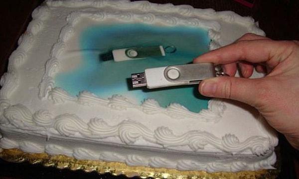 3. Pastacıya USB vermeyin.