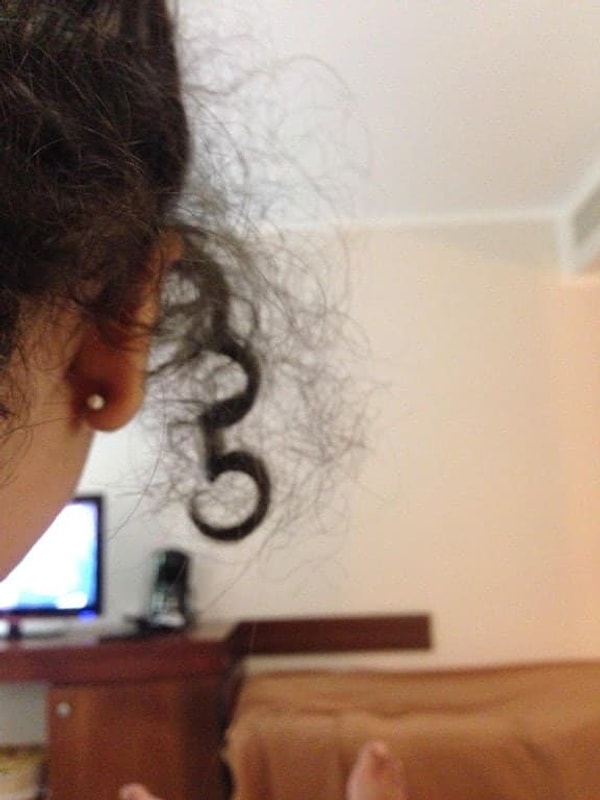 13. Кудряшка в форме пятерки?