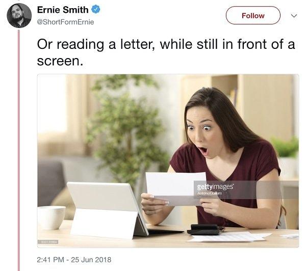 10. "Ya da hala bir ekranın önünde durup bir mektubu okurken."