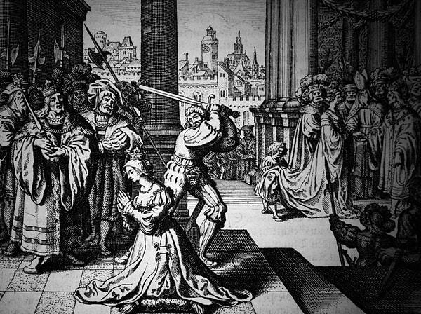 7. Kral Henry, Anne'in idamı için özel bir cellat getirtmişti. Karısının idam edilirken acı çekmesine 'gönlü el vermeyen' Henry'nin, Anne Boleyn'e yaptığı son iyilik buydu.