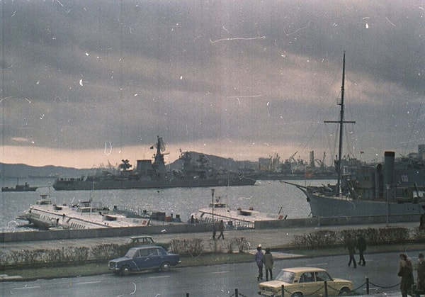 4. До 1992 в СССР город оставался полностью изолированным. Кем 1 января 1992 года он был открыт для иностранных граждан?