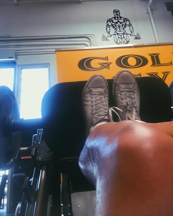 6. «Я начала заниматься в зале почти каждый день, а также изучать ресурсы по питанию, фитнесу и здоровому образу жизни».