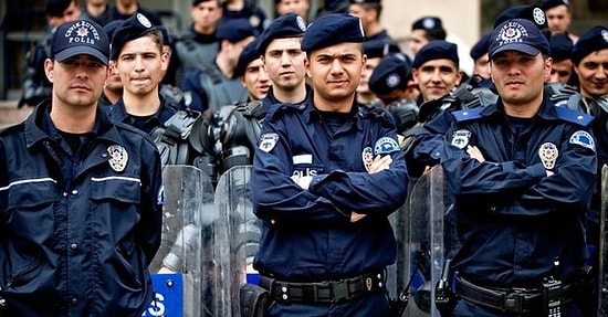 Güç ve Sorumluluk Geliyor! Rüyada Polis Görmek Ne Anlama Gelir?