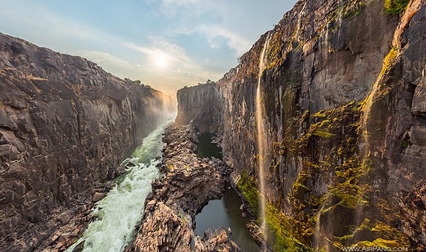 1. Начнём! Назовите столицу Зимбабве.