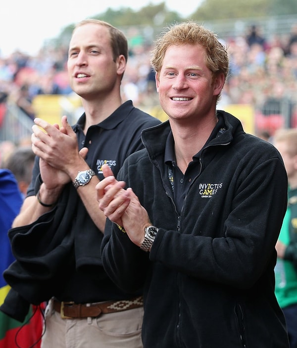 7. И Гарри, и Уильям никогда не скрывали, как трудно им было пережить смерть матери.