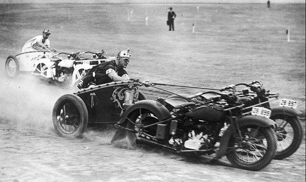 22. Motorlu savaş arabası yarışları - Avustralya, 1936