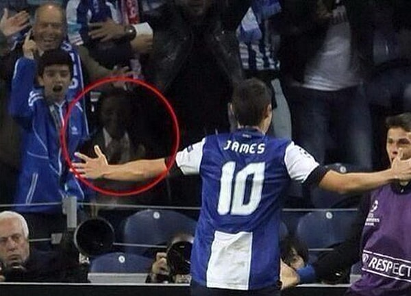 3. Призрак, замеченный на футбольном матче в Португалии