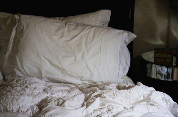 1. Yattığınız yastığın iki tarafının da sıcak olması...