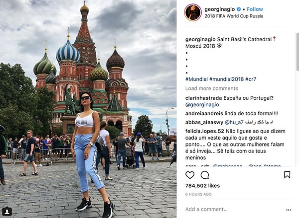 24. Уже во время ЧМ-2018 поползли слухи, что пара обручена, когда Джорджина была замечена с внушительным кольцом на пальце