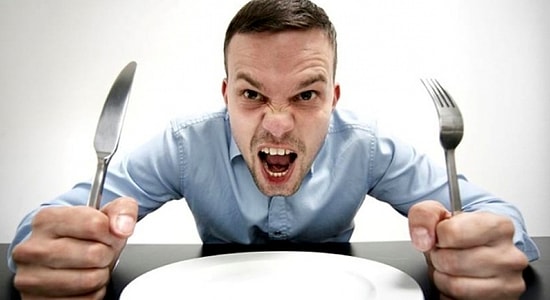 Голодный как волк: Причины, по которым вы можете постоянно хотеть есть