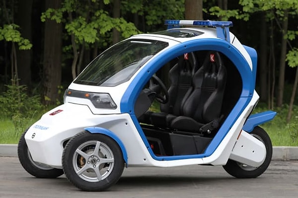 6. АО "Концерн Калашников" произвёл первый в России электромобиль.