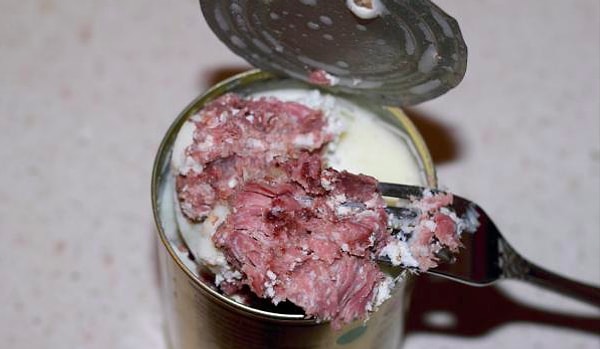 8. Концерн создаёт тушёнку из говядины.