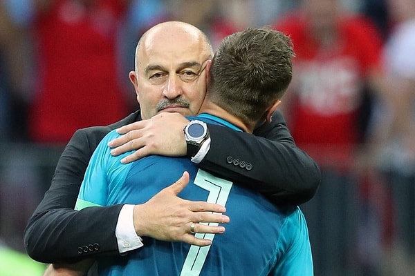 13. Игорь, не переживай, твоя золотая нога сделала всё, что смогла