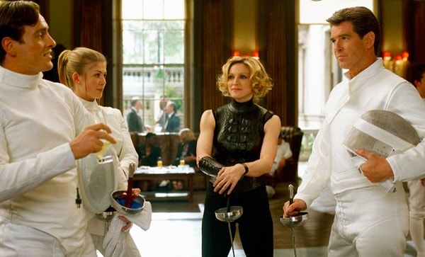 2. Мадонна 👇