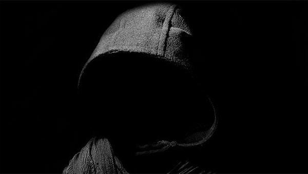 20. "Когда мы укладываем 3-летнего сына спать, он иногда шепчет: " Тише, демоны "... Снова и снова..."