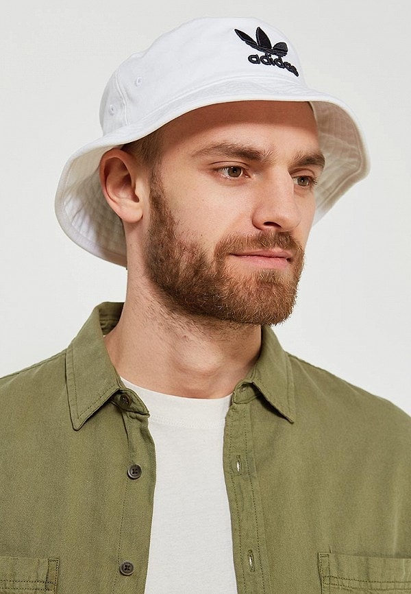 8. Как называется этот головной убор?