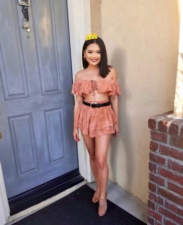 1. Мама девушки заметила у нее на запястье татуировку и так разозлилась, что ушла из дома и вернулась с пастором.