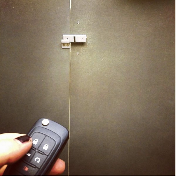 17. Эта будущая мама пыталась открыть дверь с помощью ключей от машины