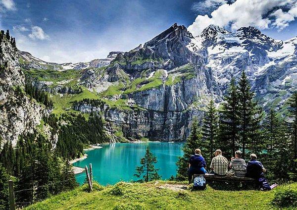 11. İsviçre
