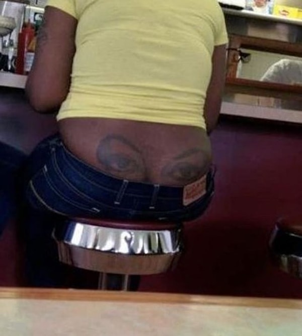 16. "Я за тобой наблюдаю" 😄 😅 😆