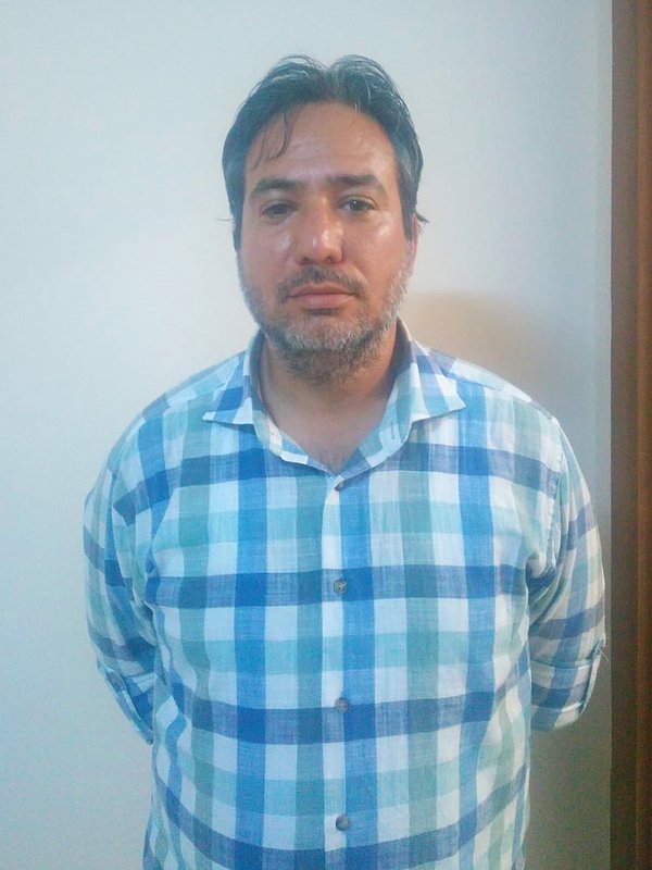 Öte yandan saldırgan Volkan E., Ankara'da çalıştığı iş yerinde gözaltına alındı.