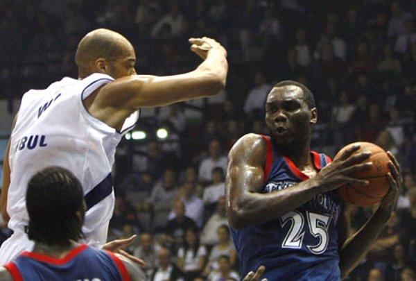 10. Efes Pilsen - Minnesota Timberwolves / Türkiye'de bir NBA takımının ilk maçı (2007)