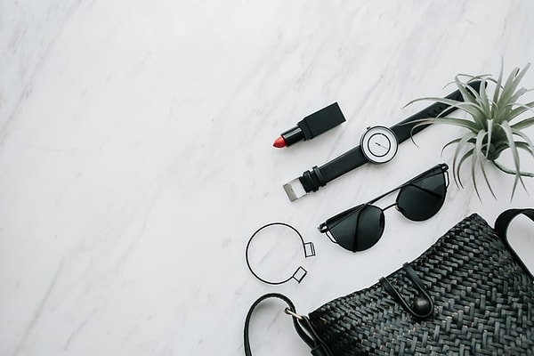 9. Как часто вы делаете раскладки на столе с покрытием "под мрамор"?