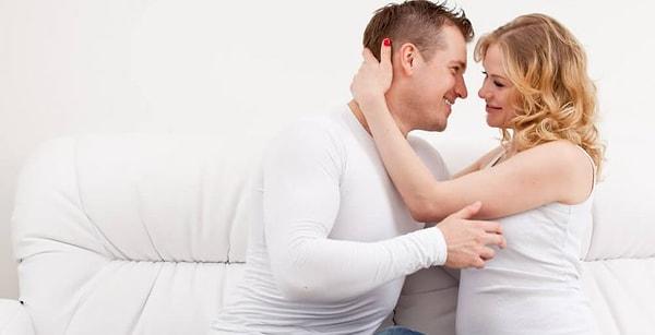 Menopoz döneminde tatmin edici ve doyurucu bir cinsel yaşam sürdürmekte önemlidir. Bu nedenle cinsel ilişkinizde aşağıdaki ipuçları size yardımcı olacaktır.