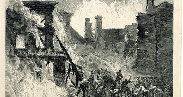 1. 1875’te İrlanda’da gerçekleşen “Büyük Viski Yangını” esnasında 13 kişi hayatını kaybetti. Ama hiçbiri yangından ya da zehirlenmeden dolayı ölmedi. Sokaklardan akan viskileri içtikleri için alkol zehirlenmesi yaşadılar.