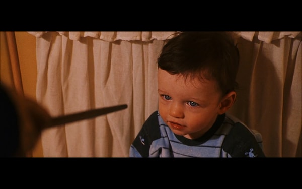 5. Начало "Философского камня" в книге иное, нежели в фильме