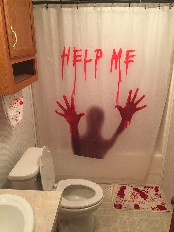 9. "Eşim misafir banyosunu istediğim gibi dekore edebileceğimi söyledi. Ardından birçok çığlık duyuldu."
