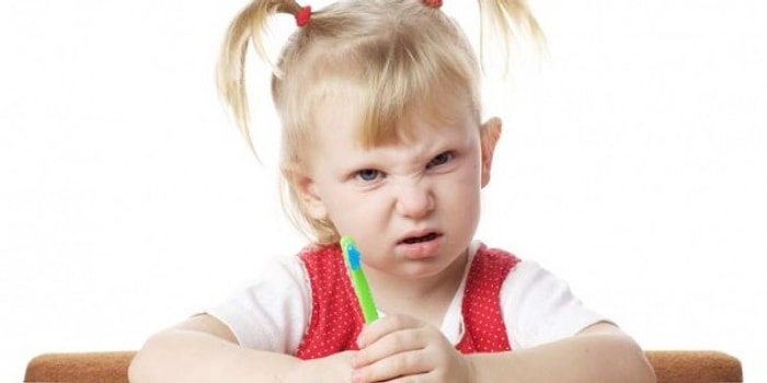 Bu Saçma Şeyleri Kim Yapmıştır? Sarhoş mu Çocuk mu?