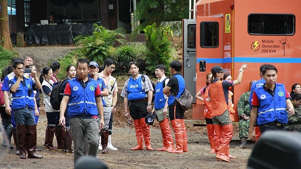11. Напомним, что операция по спасению подростков длилась трое суток. 10 июля последний ребенок и тренер были выведены из пещеры.