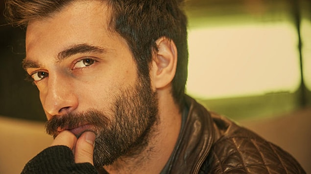 Uçankuş'un haberine göre, tutku dolu 3,5 yıl sevgili olan çiftimiz Eylül ayında ayrılmışlardı. Fakat İlker Kaleli'nin Terzioğlu'nu unutamadığı da kulislerde dönen muhabbetler arasında.