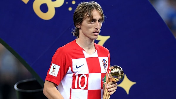 9. Хорватский полузащитник Лука Модрич не только вошел в символическую сборную, но и назван лучшим игроком турнира.