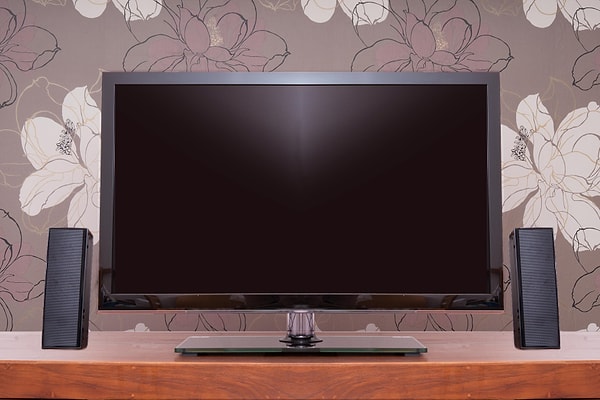 5. Телевизоры с плоским экраном предоставляют качественное изображение, но звук у них ужасный