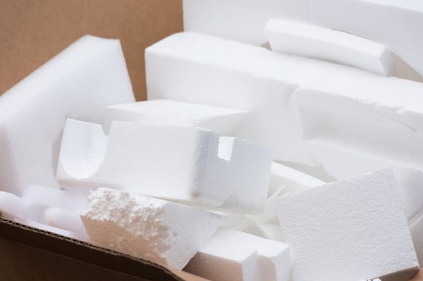 16. Сохраняйте коробку от телевизора и пенопласт