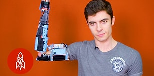 Kendine LEGO'lardan Protez Kol Yapan Engelli Genç