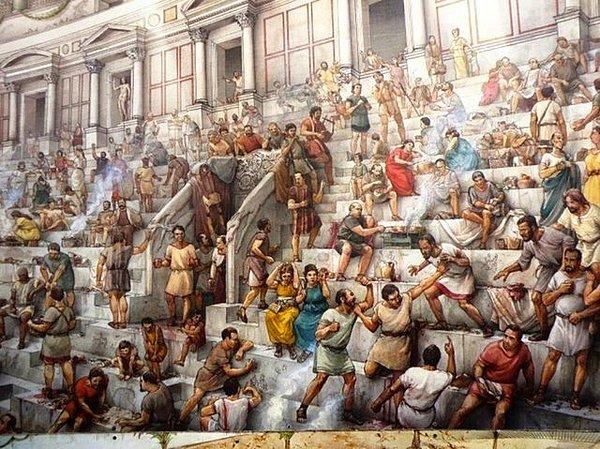 19. Roma imparatoru Commodus, imparatorluktaki tüm engelli insanları Roma'ya toplayıp Collesium'da ölümüne dövüştürmüştür.