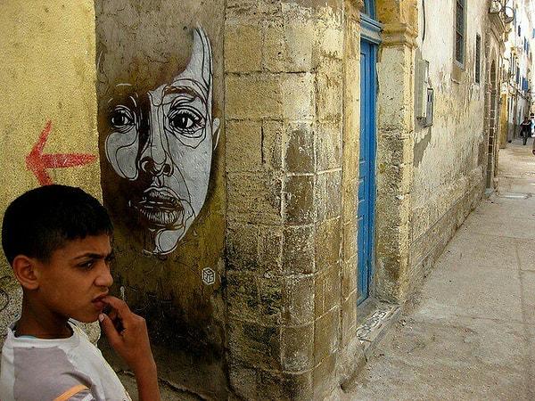 Fas'ın başkenti Rabat'ta görebileceğiniz birkaç duvar grafitisi.